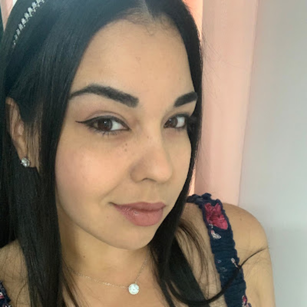 Meet your Posher, Yilianette